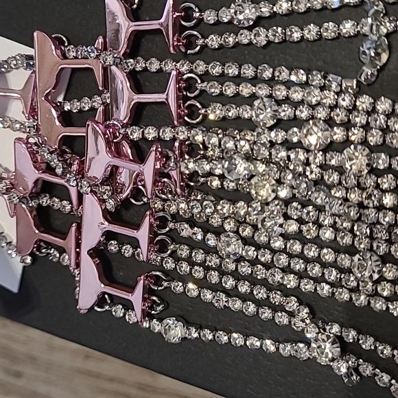 Show stopper party season Betsy, Johnson Cascading Rose gold champagne Glasses - Picture 6 of 6